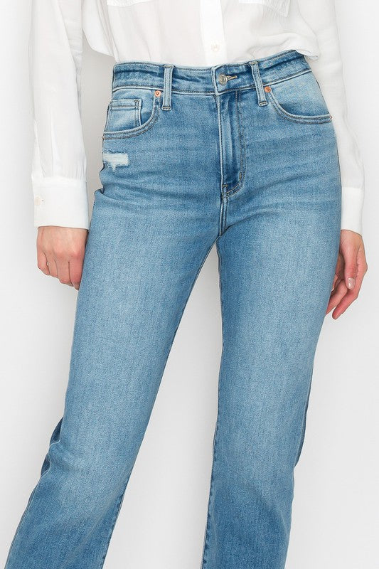 PLUS SIZE - HIGH RISE STRAIGHT JEANS